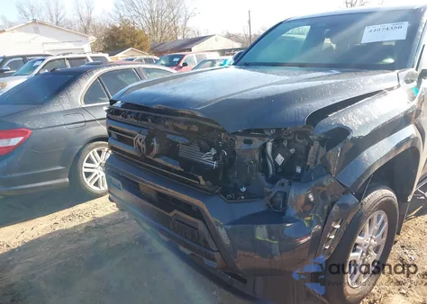 2024 Toyota Tacoma Sr z USA, uszkodzony, nr VIN 3TYLD5KN4RT004199